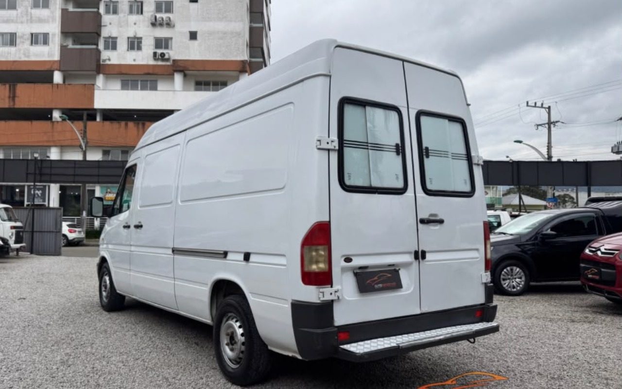 imagem-https://www.socarrao.com.br/sc-vehicle-images-prod/3533525/1788110044034-Ni5qcGVn.jpeg