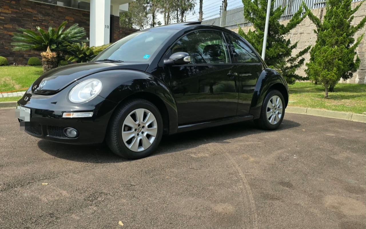 Volkswagen New Beetle 2.0 Mi Mec./Aut. 2008 Preto — foto 1 de 3