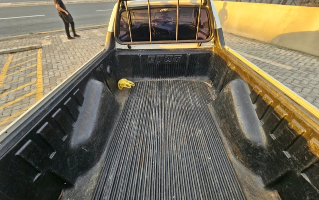 imagem-https://www.socarrao.com.br/sc-vehicle-images-prod/3533621/1788119945463-V2hhdHNBcHAgSW1hZ2UgMjAyNi0wOC0zMCBhdCAxNi41Mi4zNCAoNSkuanBlZw.jpeg