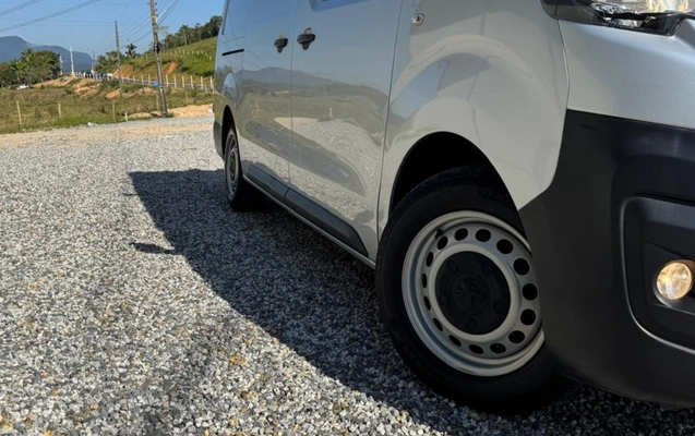 imagem-https://www.socarrao.com.br/sc-vehicle-images-prod/3533647/1788124812272-V2hhdHNBcHAgSW1hZ2UgMjAyNi0wNi0wOCBhdCAyMC4xMC42MC5qcGVn.jpeg