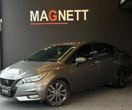 Nissan VERSA 2021 Cinza — foto 1 de 3