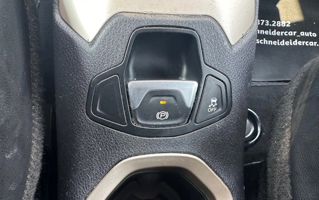 imagem-https://www.socarrao.com.br/sc-vehicle-images-prod/35375/1772734913296-6d7e4e916fd9475f8f39940aacf44ad6_1722869310453.jpeg