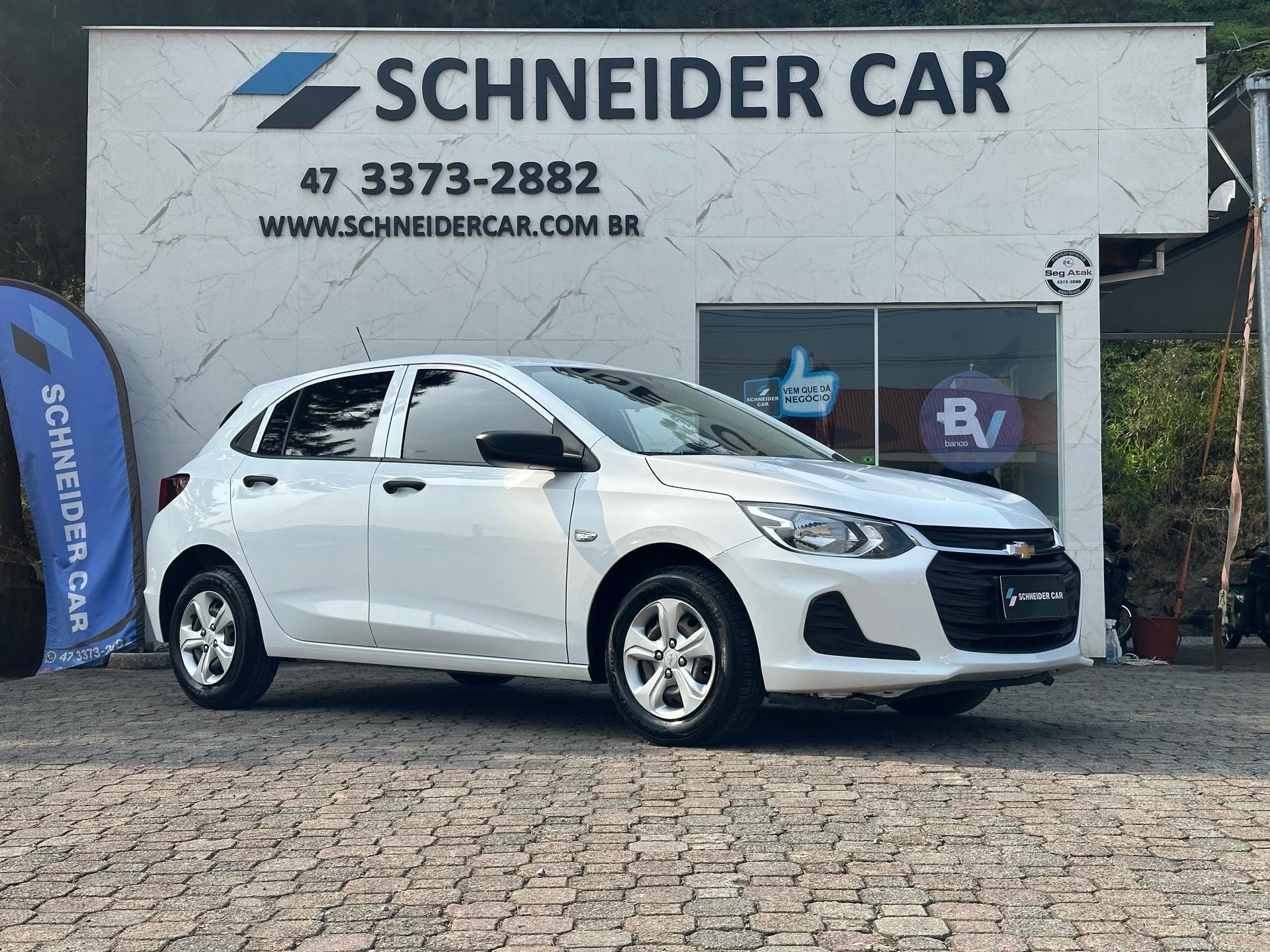 Chevrolet Onix 2022 Branco — foto 1 de 3