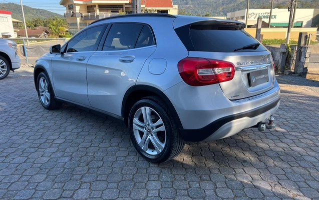 imagem-https://www.socarrao.com.br/sc-vehicle-images-prod/35397/1776173138727-5c05b8af2a654002a46b746e4fded40b_1724258675257.jpeg
