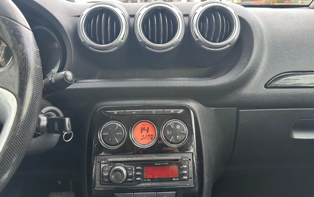 imagem-https://www.socarrao.com.br/sc-vehicle-images-prod/35399/1789730822188-d59ae999ea4d4ec4893e33e3acf9e5be_1761223804465.jpeg