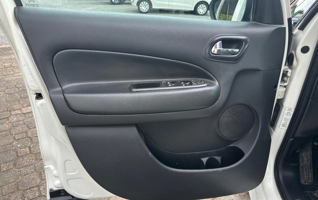 imagem-https://www.socarrao.com.br/sc-vehicle-images-prod/35399/1789730822189-213904729e684510b55b929d9b6b64db_1761223804427.jpeg
