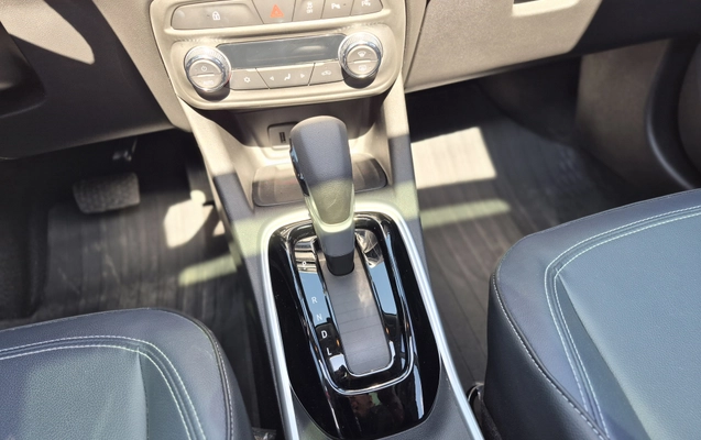 imagem-https://www.socarrao.com.br/sc-vehicle-images-prod/3541280/1788175549558-003_5896b9bef42ba5c181a46063126b9770.jpg