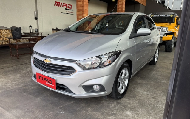 imagem-https://www.socarrao.com.br/sc-vehicle-images-prod/3541296/1788176683936-app-photos-9Vx7b3cbVgxWrHNE1kC8RVvTJIulTZrt.jpg