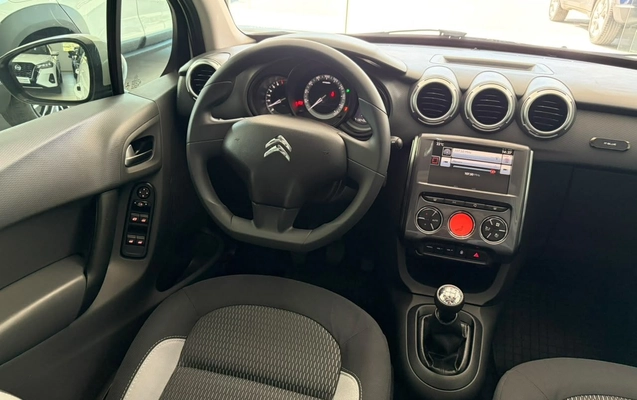 imagem-https://www.socarrao.com.br/sc-vehicle-images-prod/3541301/1789060572204-d3adb53e2dc5460aa2448d8000e4036e_1789059689030.jpg