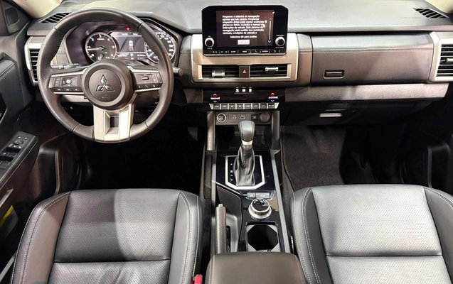 imagem-https://www.socarrao.com.br/sc-vehicle-images-prod/3541328/1788177350841-TUlUU1VCSVNISSBUUklUT04gSFBFLVMgLSAyMDI2IC0gUFJFVEEgLSBTWE04RDQ0ICgxNikuanBn.jpg