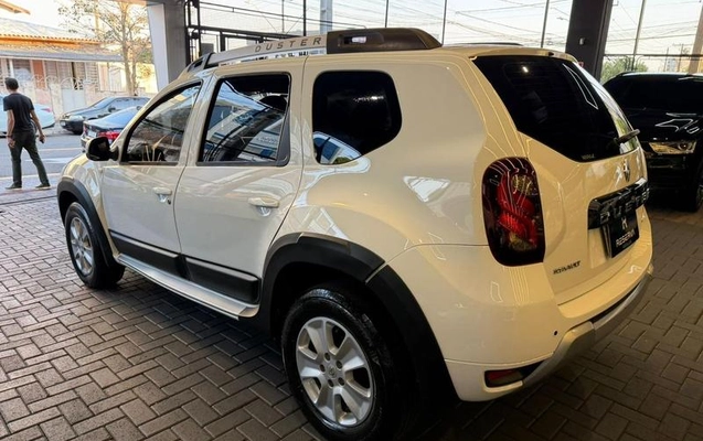 imagem-https://www.socarrao.com.br/sc-vehicle-images-prod/3541372/1788179200515-8402097_8_B_0fb4a07d88.jpeg