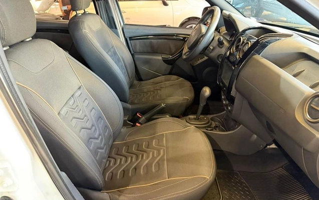 imagem-https://www.socarrao.com.br/sc-vehicle-images-prod/3541372/1788179200530-8402097_4_B_c200ba8e2e.jpeg