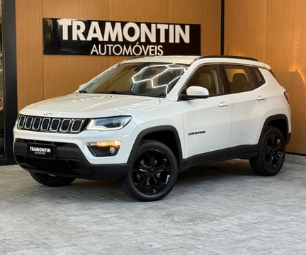 Jeep Compass 2018 Branco — foto 1 de 3