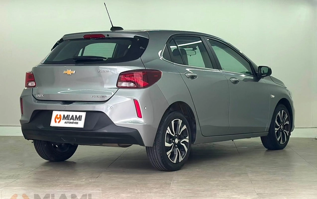 imagem-https://www.socarrao.com.br/sc-vehicle-images-prod/3541608/1788179372519-8673555519f54f688da826b2bb85d6d9_1788179306025.jpg