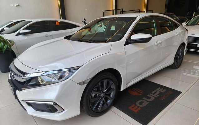imagem-https://www.socarrao.com.br/sc-vehicle-images-prod/3541801/1788969376059-8381566_2_B_3bd24b1f9c.jpeg
