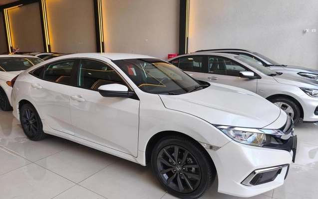 imagem-https://www.socarrao.com.br/sc-vehicle-images-prod/3541801/1788969376064-8381566_4_B_0208560f11.jpeg