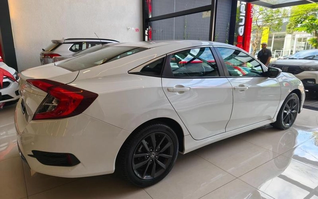 imagem-https://www.socarrao.com.br/sc-vehicle-images-prod/3541801/1788969376066-8381566_5_B_42dd517de5.jpeg
