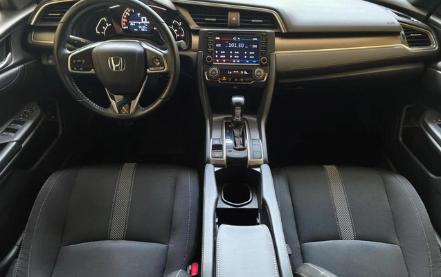 imagem-https://www.socarrao.com.br/sc-vehicle-images-prod/3541801/1788969376074-8381566_8_B_7b6250488a.jpeg