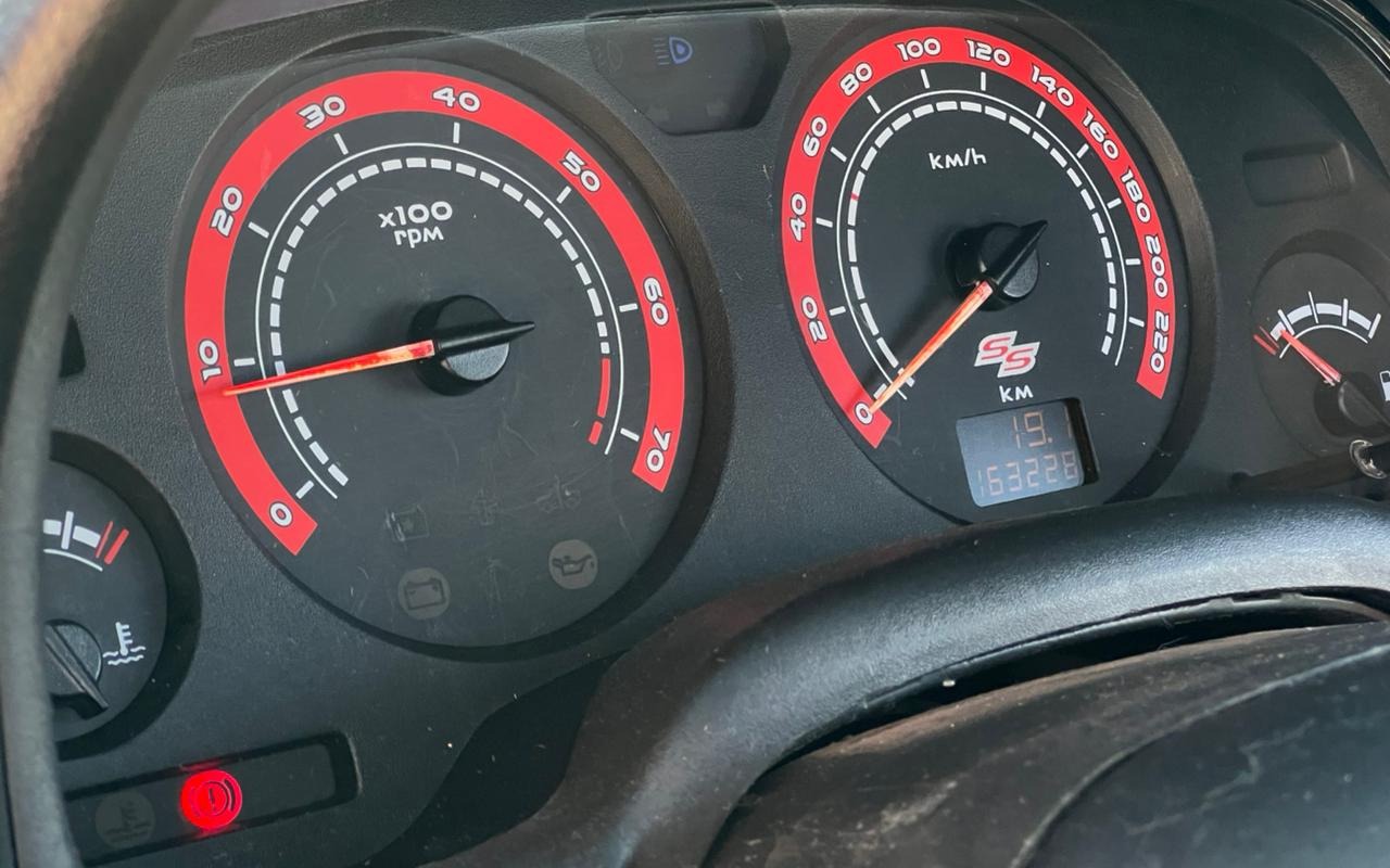 imagem-https://www.socarrao.com.br/sc-vehicle-images-prod/3541860/1788180144884-V2hhdHNBcHAgSW1hZ2UgMjAyNi0wOC0yOCBhdCAwOS4xNi4yOCAoMikuanBlZw.jpeg