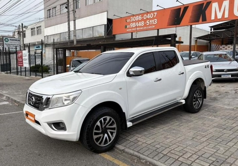 Nissan Frontier 2018 Branco — foto 1 de 3