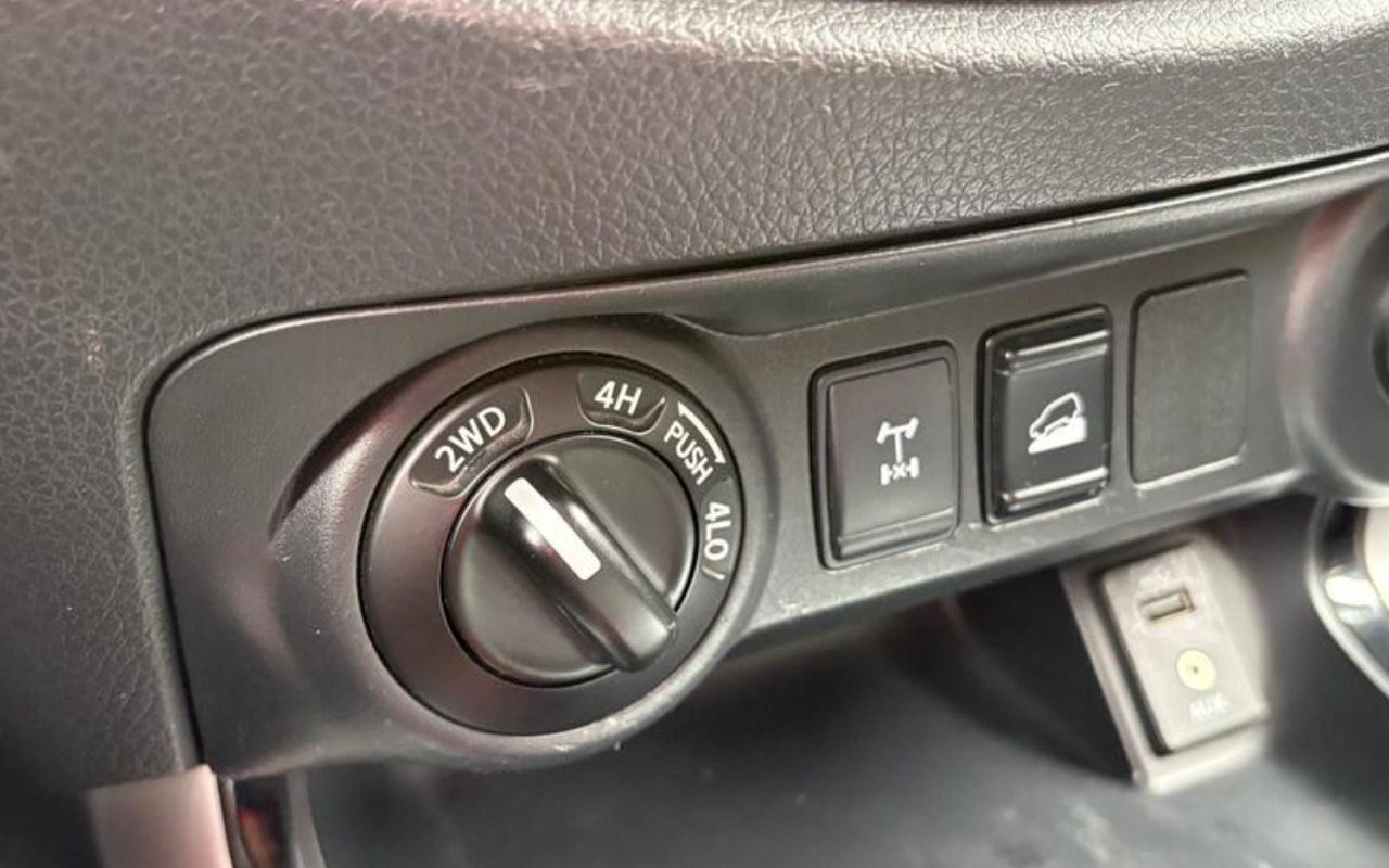 imagem-https://www.socarrao.com.br/sc-vehicle-images-prod/3542089/1788180883991-ODQzMTI5N18xMl9CXzk1MTczZmVhYTIuanBlZw.jpeg