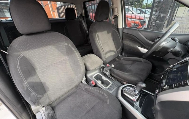 imagem-https://www.socarrao.com.br/sc-vehicle-images-prod/3542089/1788180884045-ODQzMTI5N18xM19CXzkyZmRmZjFhZjguanBlZw.jpeg