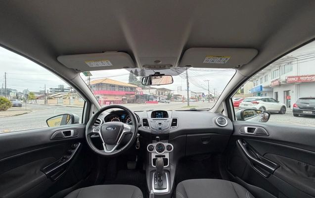imagem-https://www.socarrao.com.br/sc-vehicle-images-prod/3542421/1788181250473-72b7fc29fd9e4cb392c93b4938175580_1787949052374.jpg