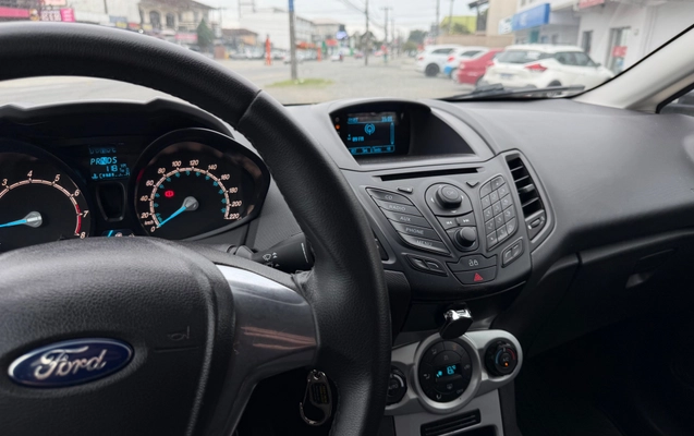 imagem-https://www.socarrao.com.br/sc-vehicle-images-prod/3542421/1788181250478-bff01dd36f3c49b8bead70893ae39584_1787949052387.jpg