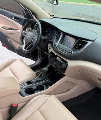 imagem-https://www.socarrao.com.br/sc-vehicle-images-prod/3542530/1788181472055-8432747_9_B_0c1f83adad.jpeg