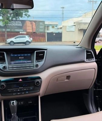 imagem-https://www.socarrao.com.br/sc-vehicle-images-prod/3542530/1788181472060-8432747_11_B_623457282b.jpeg