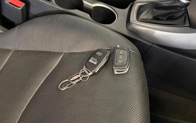 imagem-https://www.socarrao.com.br/sc-vehicle-images-prod/3542544/1788181588258-8431558_16_B_27dff34483.jpeg