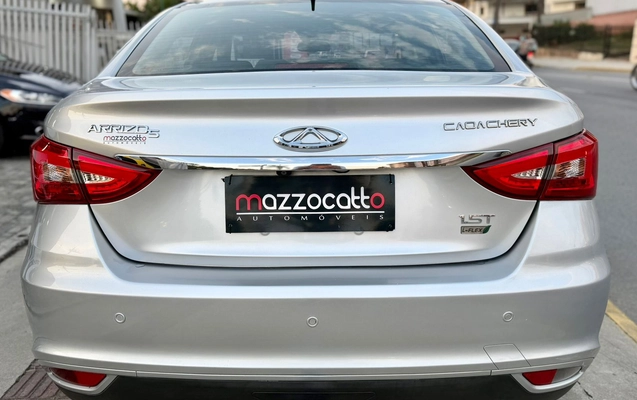 imagem-https://www.socarrao.com.br/sc-vehicle-images-prod/3542554/1788181606071-003_cbcac62ebc98594fd30596d7cc1e73ef.jpeg