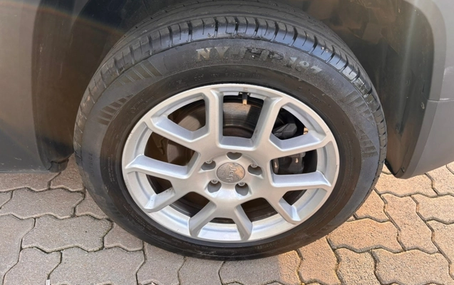 imagem-https://www.socarrao.com.br/sc-vehicle-images-prod/3542561/1788181650583-pZ4cai5GClkgOM50U9TmGuceqRLwvKQQ.jpg