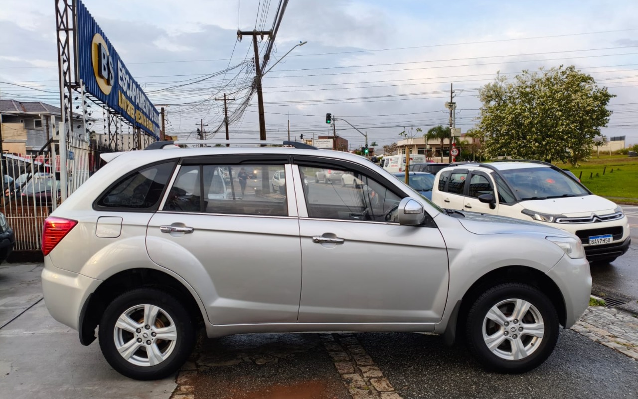 imagem-https://www.socarrao.com.br/sc-vehicle-images-prod/3542699/1788208623441-V2hhdHNBcHAgSW1hZ2UgMjAyNi0wOC0zMSBhdCAxNy4yNS41NiAoMSkuanBlZw.jpeg