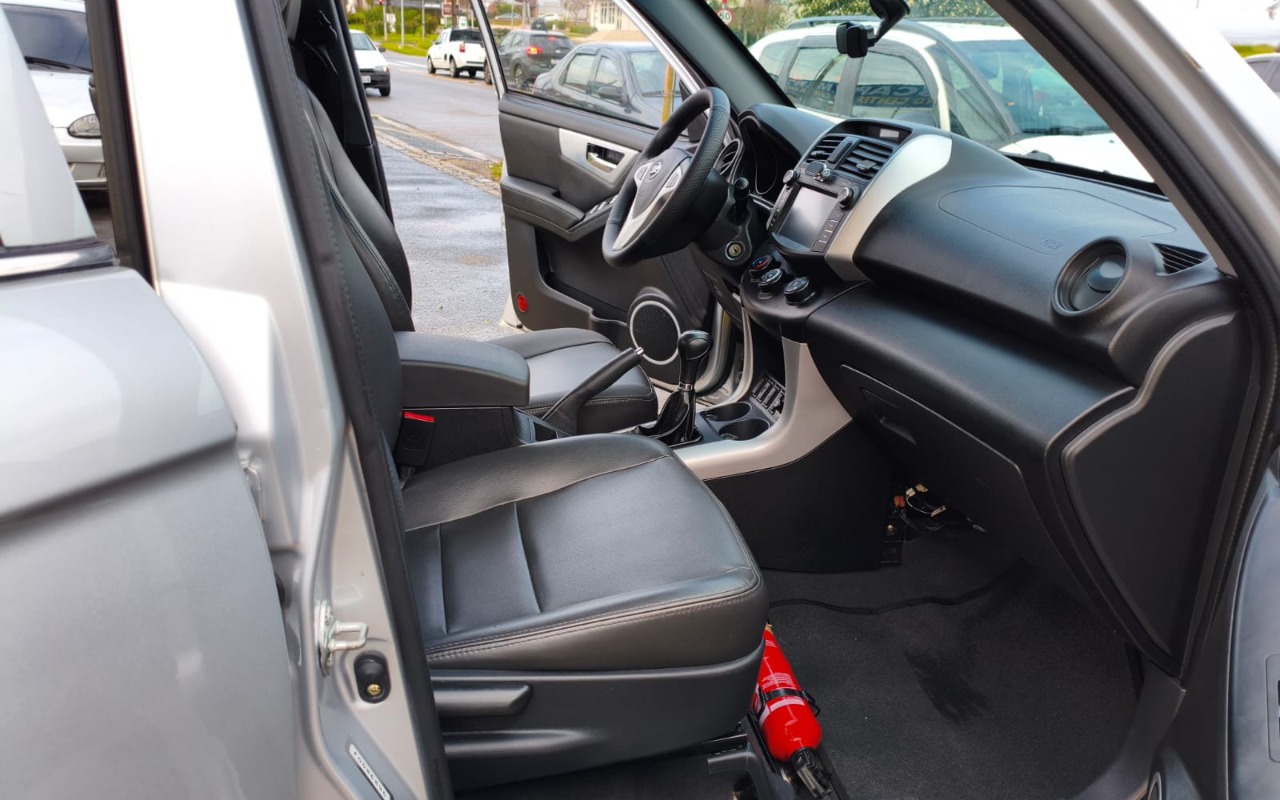 imagem-https://www.socarrao.com.br/sc-vehicle-images-prod/3542699/1788208624396-V2hhdHNBcHAgSW1hZ2UgMjAyNi0wOC0zMSBhdCAxNy4yNS41NSAoMSkuanBlZw.jpeg