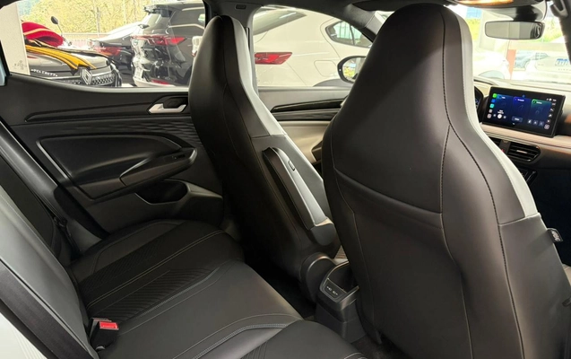 imagem-https://www.socarrao.com.br/sc-vehicle-images-prod/3542724/1788357326476-e9658aa42a7b4d1187b08e9df1b097a8_1788356355054.jpg