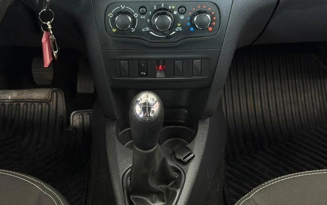 imagem-https://www.socarrao.com.br/sc-vehicle-images-prod/3542855/1788182121938-8266507_3_B_34f61330b4.jpeg