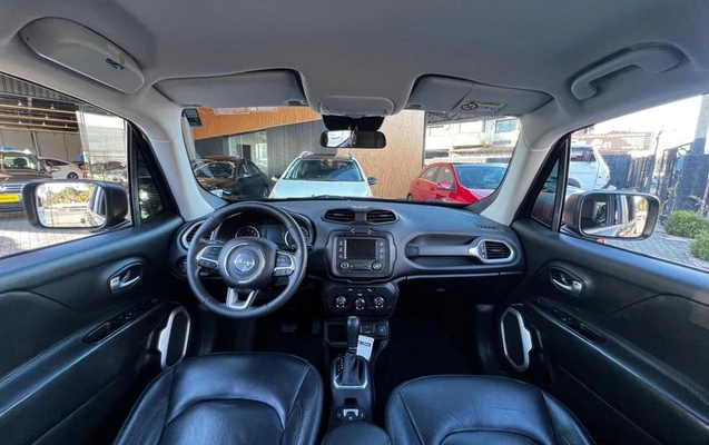 imagem-https://www.socarrao.com.br/sc-vehicle-images-prod/3542906/1789390338791-8243941_16_B_23eb9a63c4.jpeg