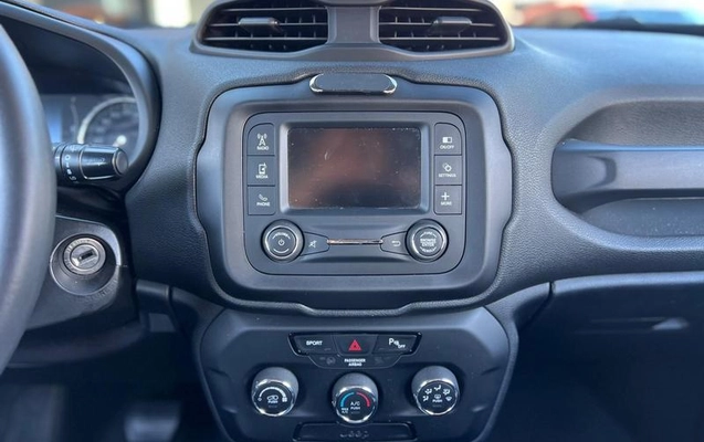 imagem-https://www.socarrao.com.br/sc-vehicle-images-prod/3542906/1789390338796-8243941_19_B_6c0b1c39d4.jpeg