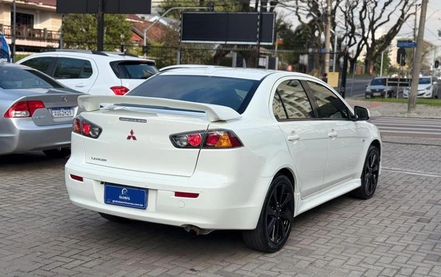 imagem-https://www.socarrao.com.br/sc-vehicle-images-prod/3542924/1790016580283-8432937_2_B_e5ec282203.jpeg
