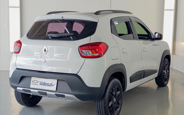 imagem-https://www.socarrao.com.br/sc-vehicle-images-prod/3542933/1789998501508-0a5b4065-b64c-4de1-835f-8a19c4a528ca20260921104458.jpeg