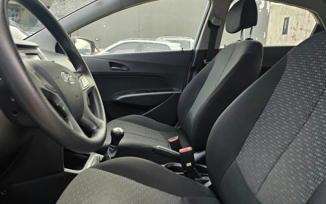 imagem-https://www.socarrao.com.br/sc-vehicle-images-prod/3543208/1788183303714-CzcMc0FHFEsCtBye64oqz0TErntO1YD0.jpg