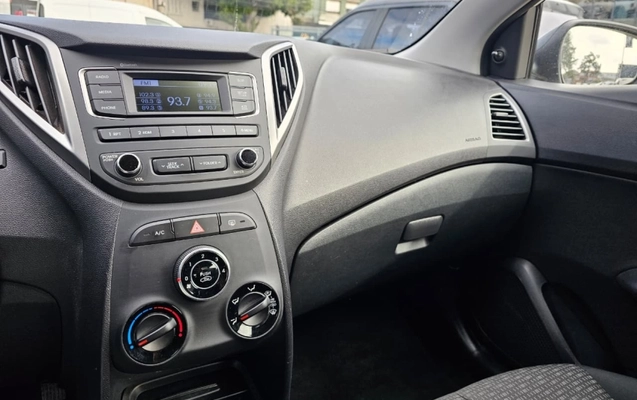 imagem-https://www.socarrao.com.br/sc-vehicle-images-prod/3543208/1788183303728-aPU9k5vTupqg1lyhLwTF5duEJ5F0pauT.jpg