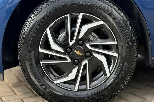 imagem-https://www.socarrao.com.br/sc-vehicle-images-prod/3543232/1788266023805-8377286_6_B_cb17b16bcd.jpeg
