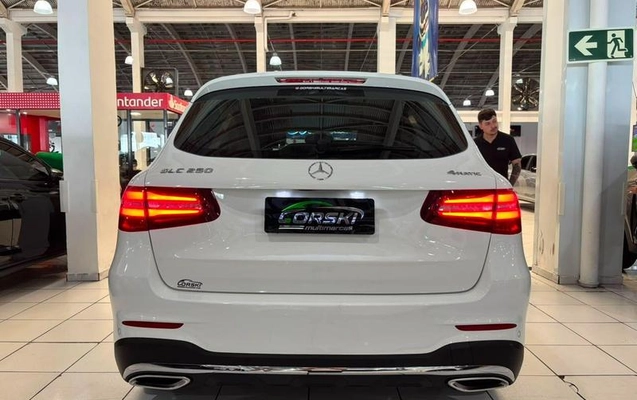 imagem-https://www.socarrao.com.br/sc-vehicle-images-prod/3543322/1789071449281-8215473_16_B_4878a88de3.jpeg