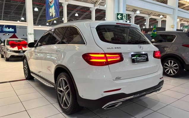 imagem-https://www.socarrao.com.br/sc-vehicle-images-prod/3543322/1789071449282-8215473_13_B_fecd0b0675.jpeg