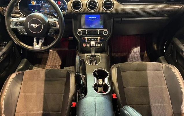 imagem-https://www.socarrao.com.br/sc-vehicle-images-prod/3543413/1788371757275-8433078_15_B_f930f12983.jpeg