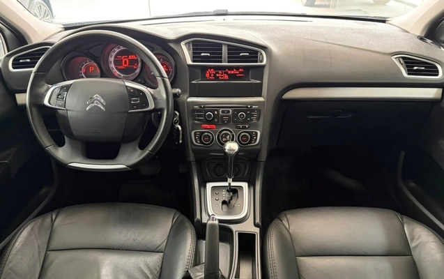 imagem-https://www.socarrao.com.br/sc-vehicle-images-prod/3543546/1789590075310-b2f2cab67808458796d85d45ec2720c1_1789588837491.jpg