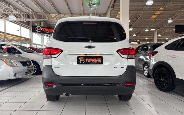 imagem-https://www.socarrao.com.br/sc-vehicle-images-prod/3543619/1789643002006-8420180_4_B_800cf177d3.jpeg