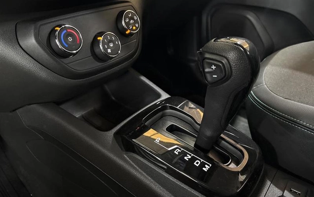 imagem-https://www.socarrao.com.br/sc-vehicle-images-prod/3543619/1789643002024-8420180_14_B_590806af52.jpeg